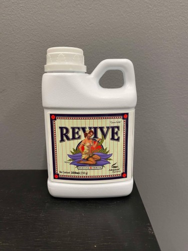 Advanced-Nutrients-Revive -preparat-wspomagający-rośliny-nawoz.jpg